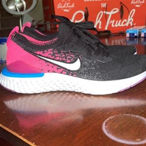 NIKE EPIC REACT RUNNING SHOES